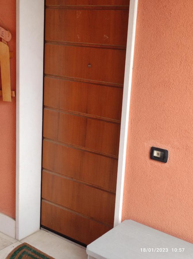 Casa Vacanze Da Riki Appartamento 2 Peschiera del Garda Exterior foto