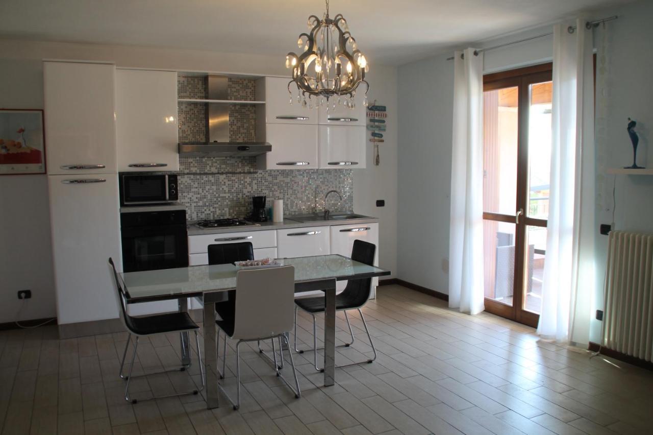 Casa Vacanze Da Riki Appartamento 2 Peschiera del Garda Exterior foto