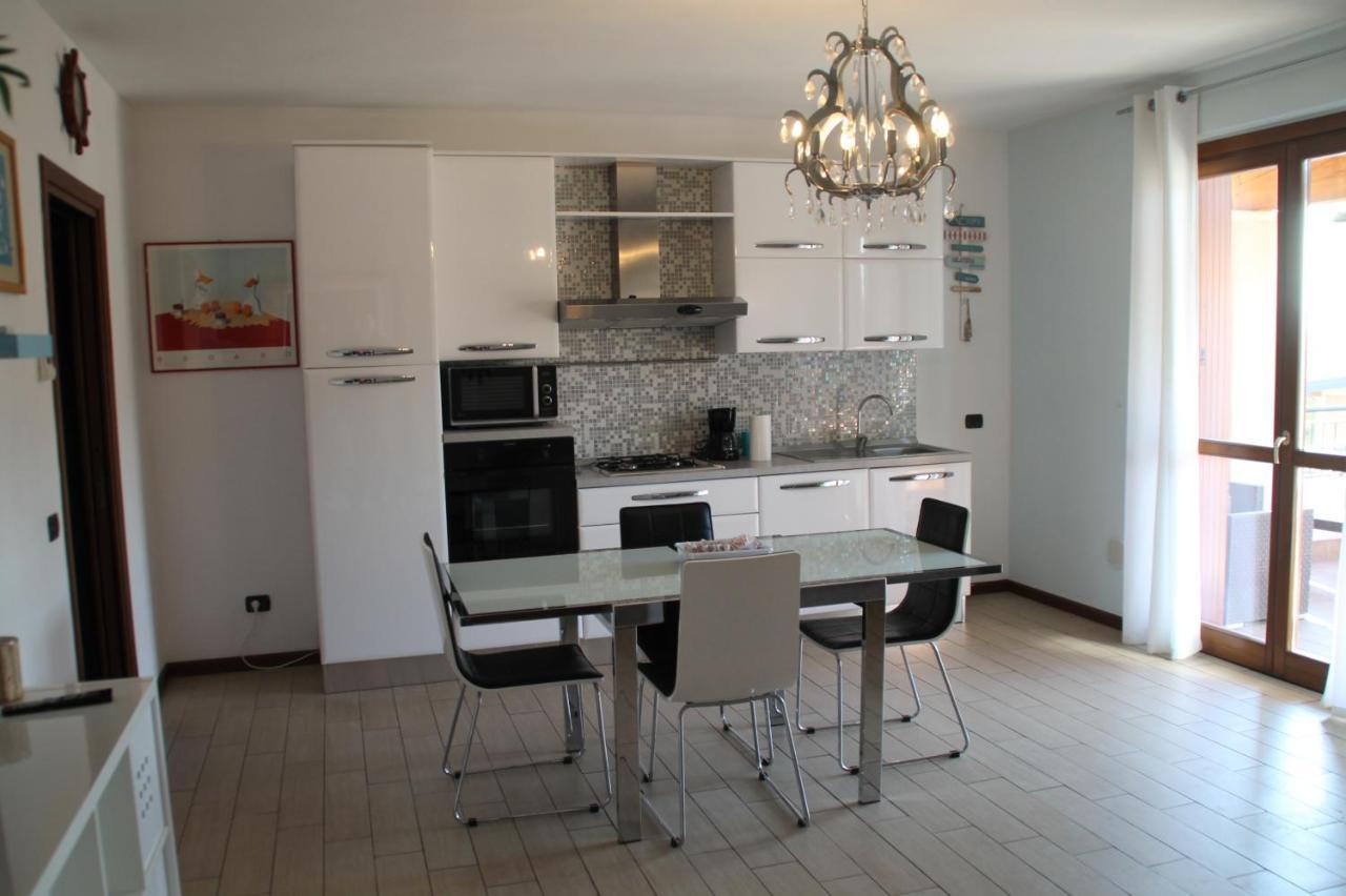 Casa Vacanze Da Riki Appartamento 2 Peschiera del Garda Exterior foto
