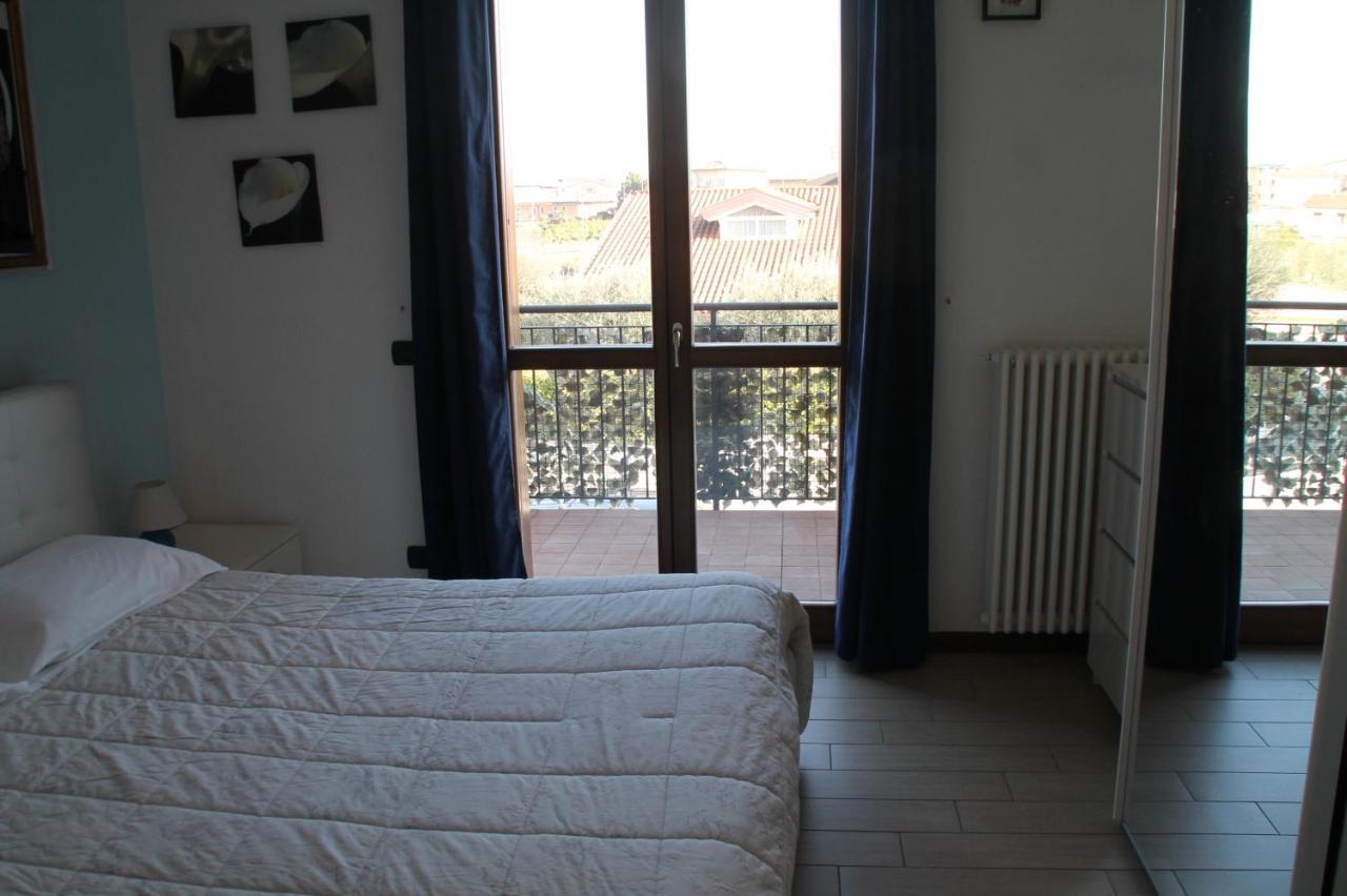 Casa Vacanze Da Riki Appartamento 2 Peschiera del Garda Exterior foto
